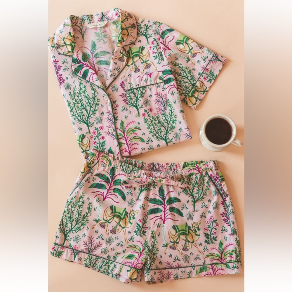 Printfresh Camel Courtyard Print Pajama Set